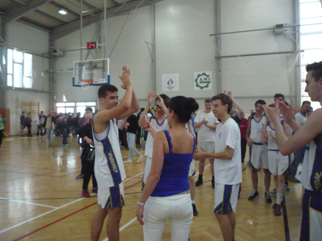 305 - 305.JPG 305.JPG